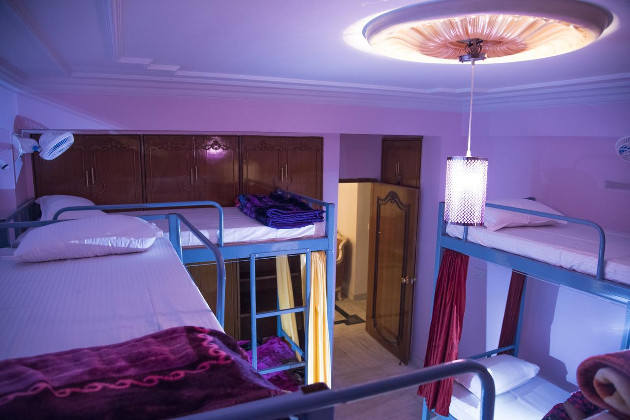 Neverland Hostel Джапур Экстерьер фото